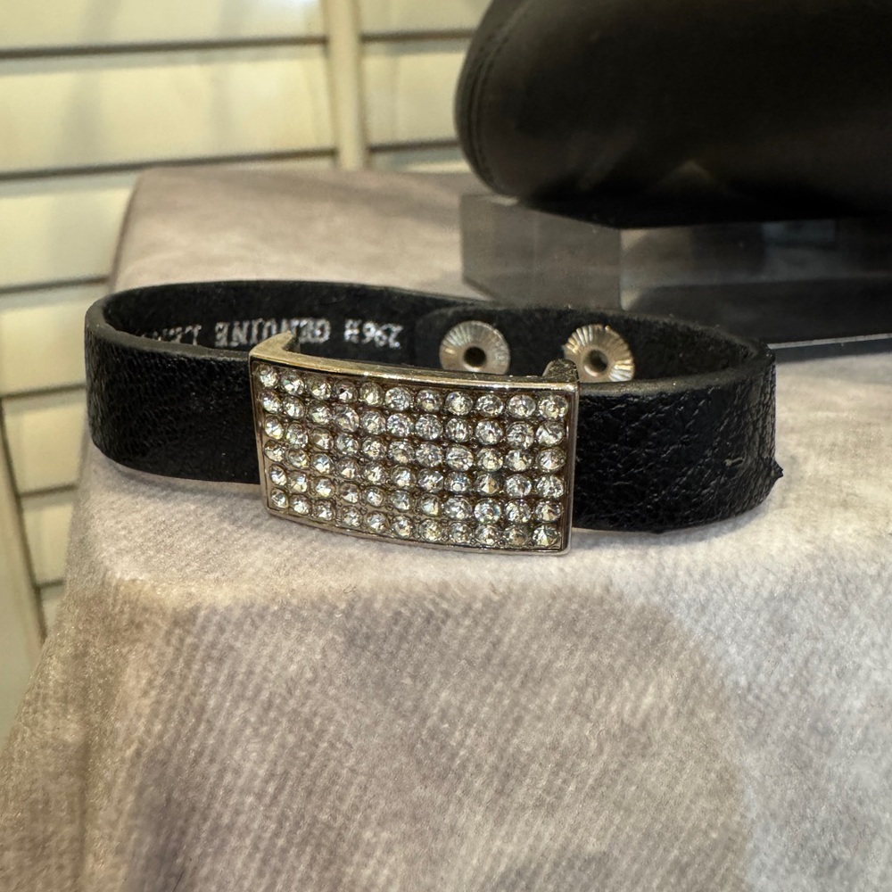 Black Leather Bracelet with crystal Silver Accents Snap closure‎